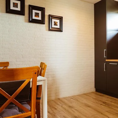 семеен аризона Pavel Banya