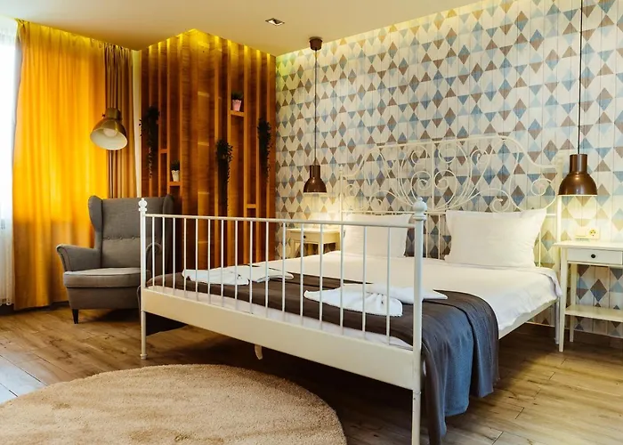 семеен аризона 2* Pavel Banya