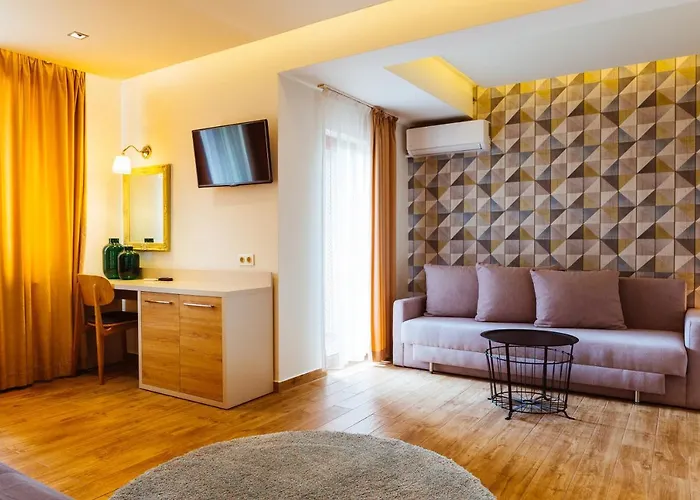 семеен аризона Pavel Banya