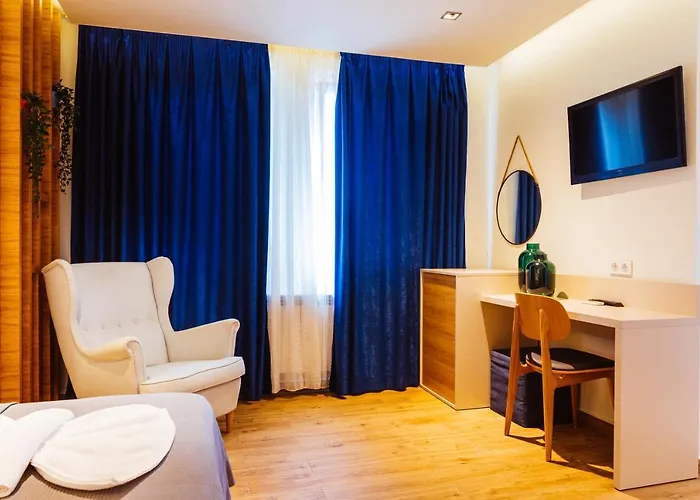 семеен аризона Hotel Pavel Banya